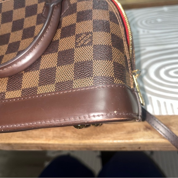 Louis Vuitton Alma BB - Picture 7 of 10